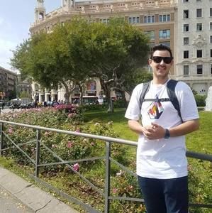 Meet your Posher, Louis